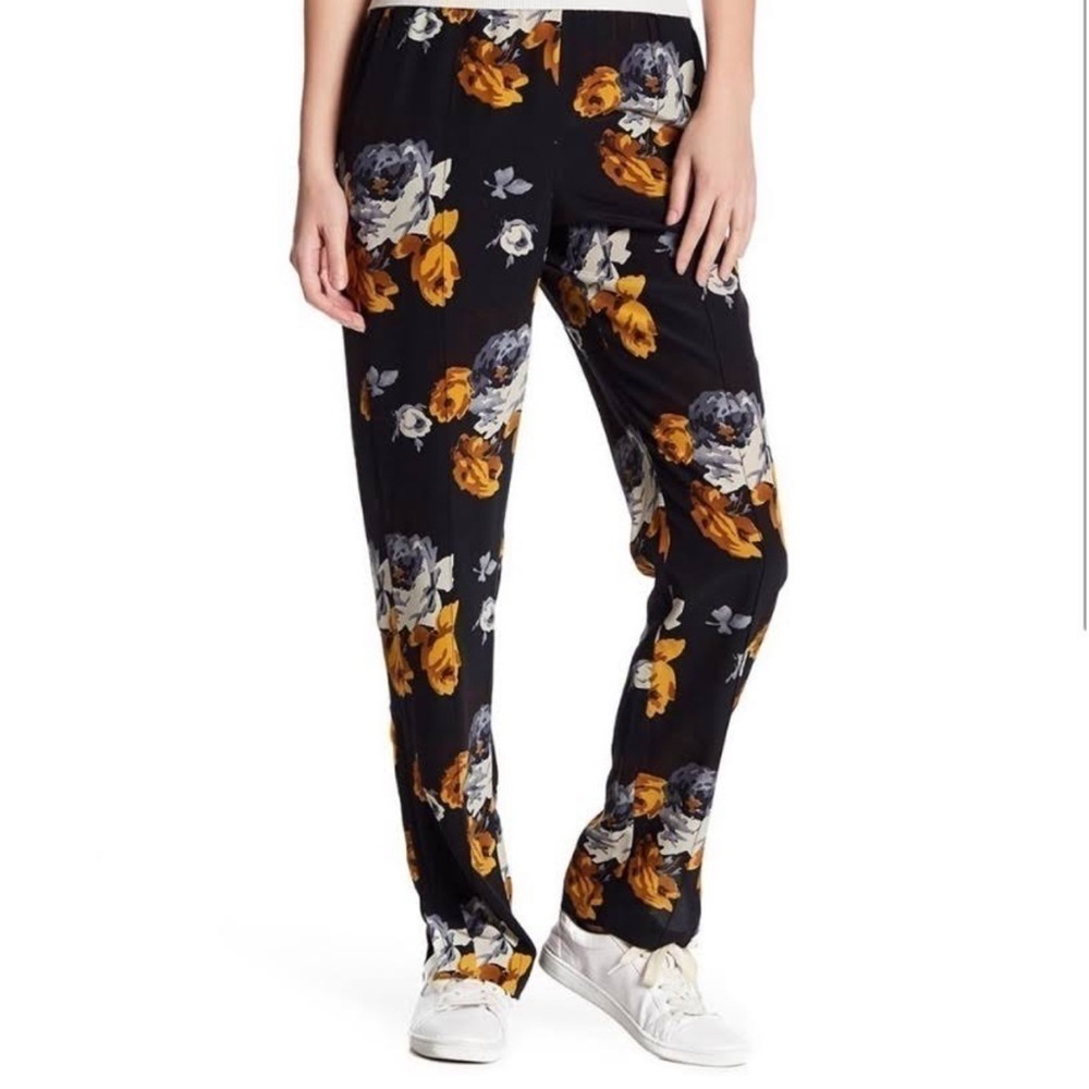 Theory view line‎ distressed floral pants
